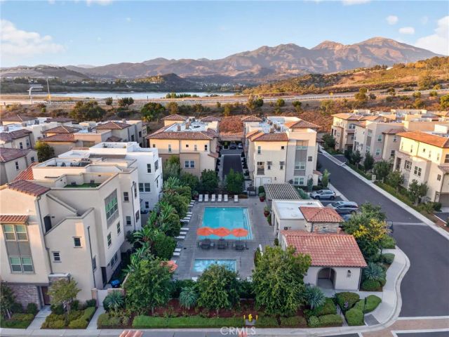 169 Hideaway loop, Mission Viejo, CA 92692