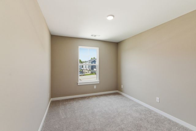 4001 Gaskill Dr, Smyrna, TN 37167
