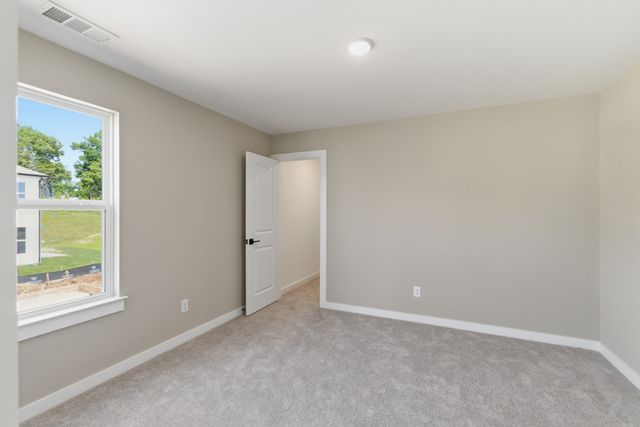 4001 Gaskill Dr, Smyrna, TN 37167