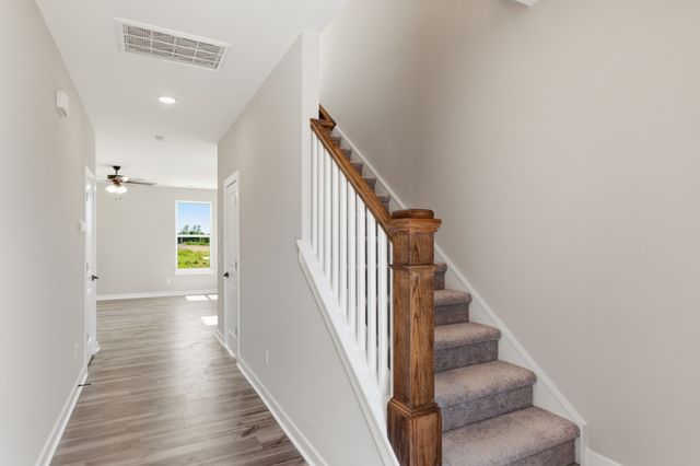 4001 Gaskill Dr, Smyrna, TN 37167