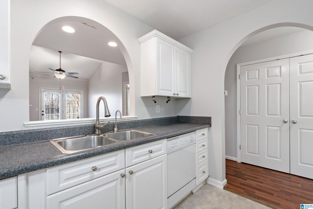 407 MIDRIDGE LANE, Pelham, AL 35124