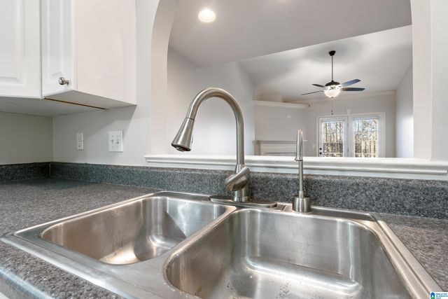 407 MIDRIDGE LANE, Pelham, AL 35124