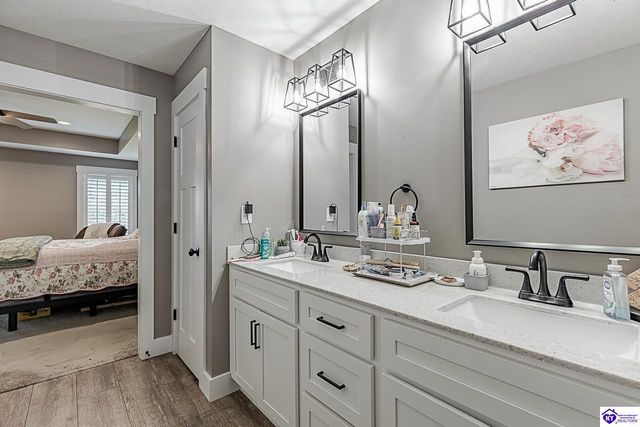 216 Elegance Way, Elizabethtown, KY 42701
