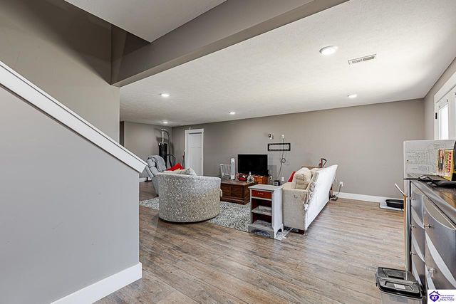 216 Elegance Way, Elizabethtown, KY 42701