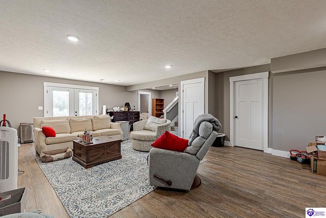 216 Elegance Way, Elizabethtown, KY 42701