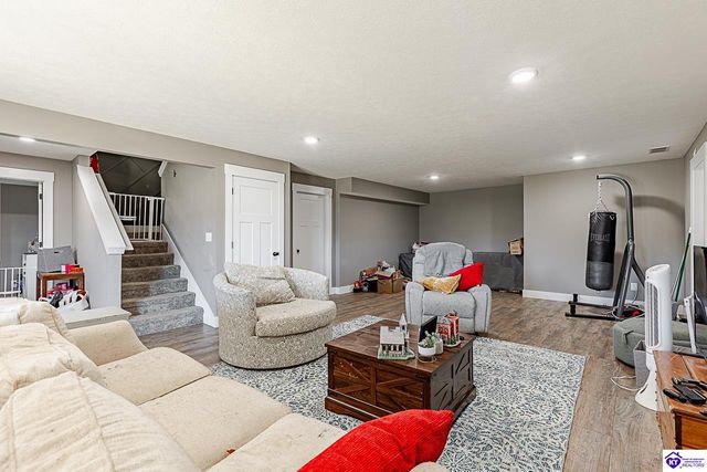 216 Elegance Way, Elizabethtown, KY 42701