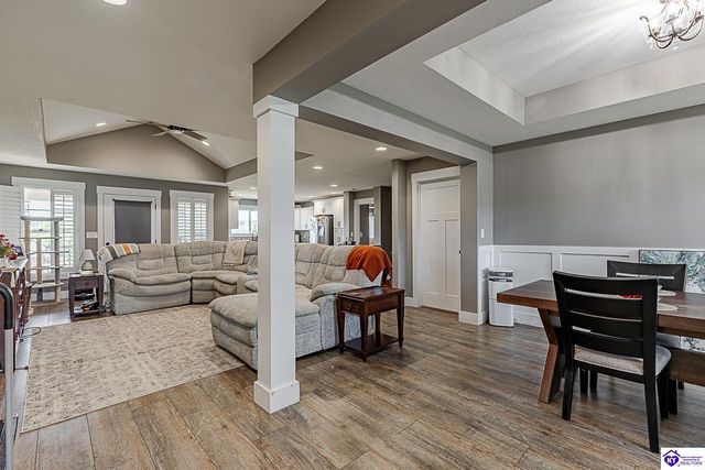 216 Elegance Way, Elizabethtown, KY 42701