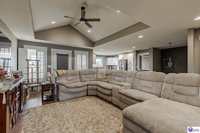216 Elegance Way, Elizabethtown, KY 42701