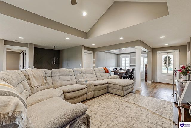 216 Elegance Way, Elizabethtown, KY 42701