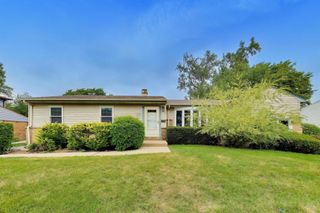 1434 E Norman Drive, Palatine, IL 60074