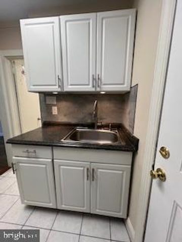 502 S 4TH ST, Philadelphia, PA 19147
