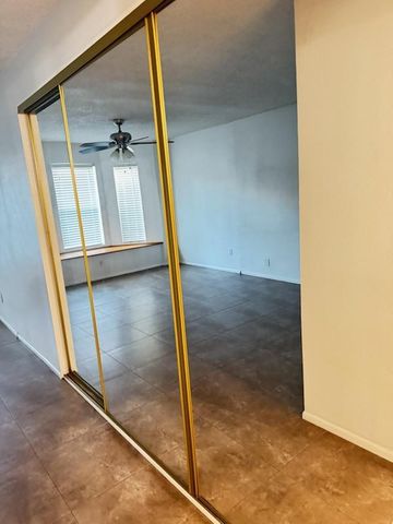 5126 E Monte Vista Road, Phoenix, AZ 85008