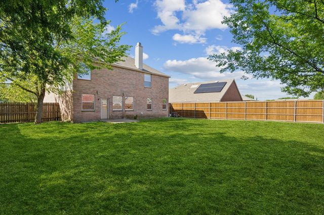 1905 Caddo Springs Drive, Fort Worth, TX 76247