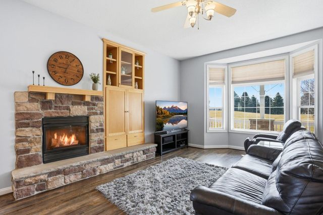 10140 Deer Haven Court, Lakeville, MN 55044