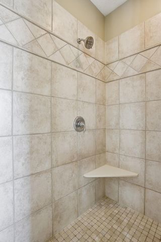 10140 Deer Haven Court, Lakeville, MN 55044