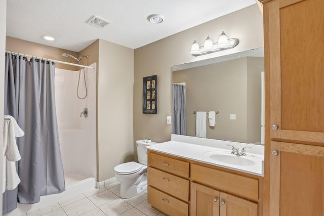 10140 Deer Haven Court, Lakeville, MN 55044