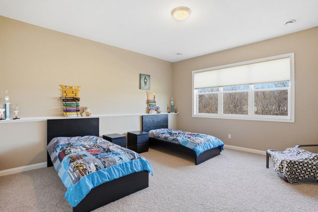 10140 Deer Haven Court, Lakeville, MN 55044