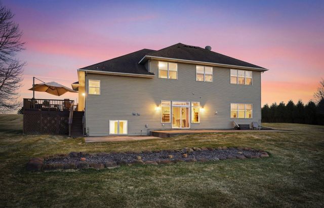 10140 Deer Haven Court, Lakeville, MN 55044