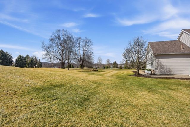 10140 Deer Haven Court, Lakeville, MN 55044