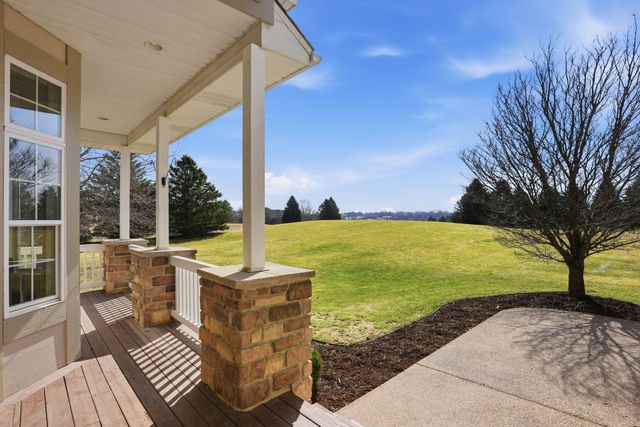 10140 Deer Haven Court, Lakeville, MN 55044