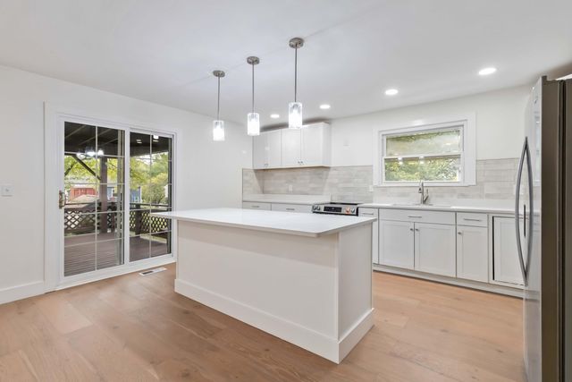 1551 Meadow Hill Court, Florence, KY 41042