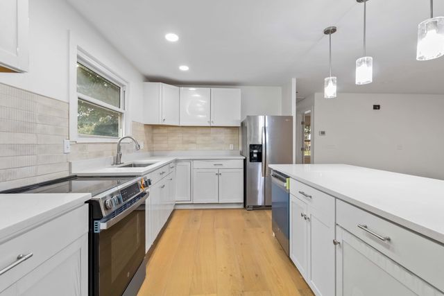 1551 Meadow Hill Court, Florence, KY 41042