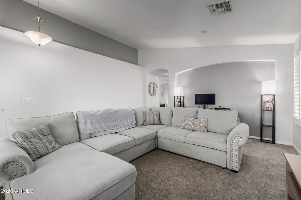 Image 3 of property listing at 2403 E Rosemonte Drive, Phoenix, AZ 85050