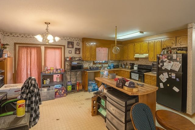 193 A W Schmidt Rd, Tennessee Ridge, TN 37178