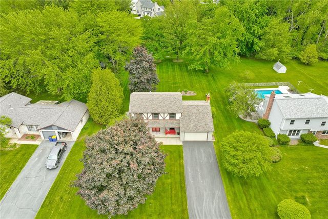 1443 Loughton Drive, Webster, NY 14580