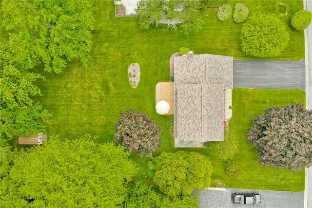 1443 Loughton Drive, Webster, NY 14580