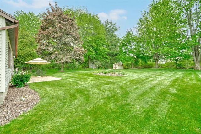 1443 Loughton Drive, Webster, NY 14580