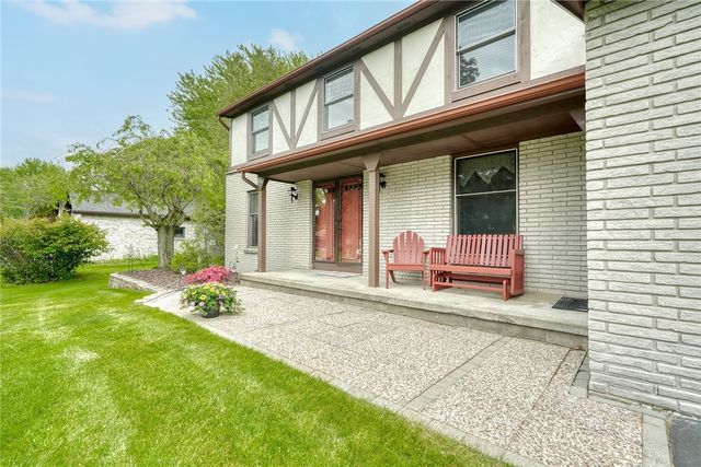 1443 Loughton Drive, Webster, NY 14580