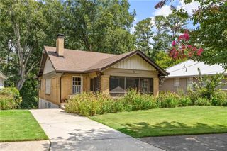 76 Peachtree Hills Avenue NE, Atlanta, GA 30305