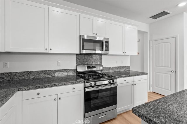 16571 Wyndham 9, Fontana, CA 92336