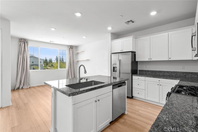 16571 Wyndham 9, Fontana, CA 92336