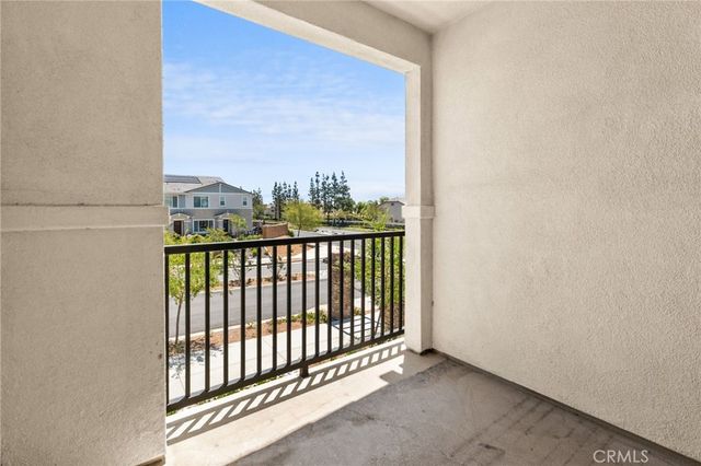 16571 Wyndham 9, Fontana, CA 92336