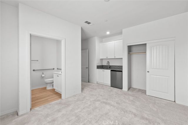 16571 Wyndham 9, Fontana, CA 92336