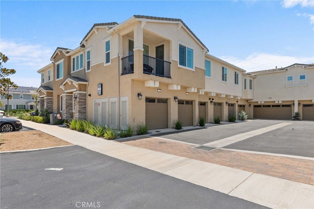 16571 Wyndham 9, Fontana, CA 92336
