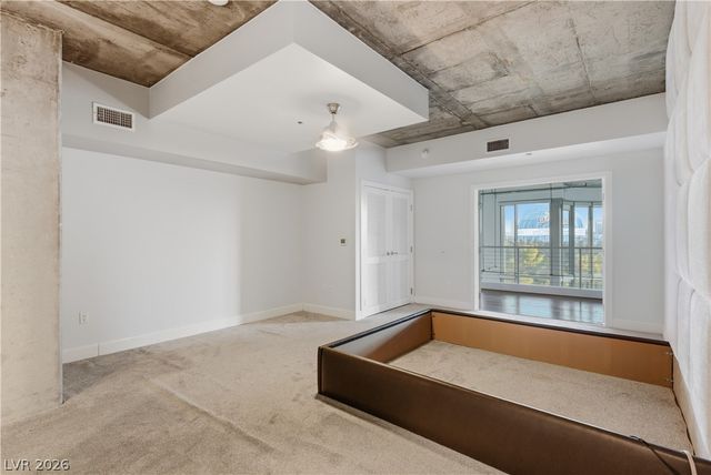 360 East Desert Inn Road 607, Las Vegas, NV 89109