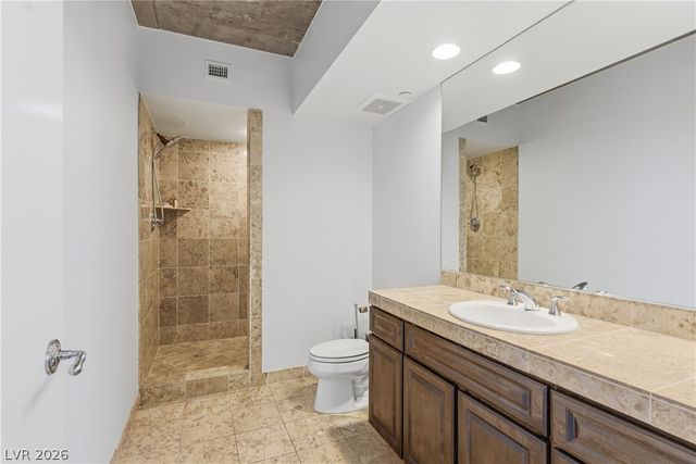 360 East Desert Inn Road 607, Las Vegas, NV 89109