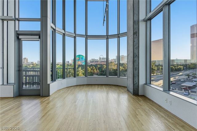 360 East Desert Inn Road 607, Las Vegas, NV 89109