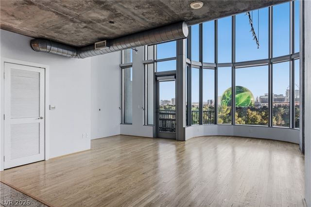 360 East Desert Inn Road 607, Las Vegas, NV 89109