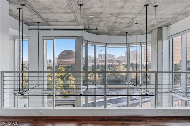 360 East Desert Inn Road 607, Las Vegas, NV 89109