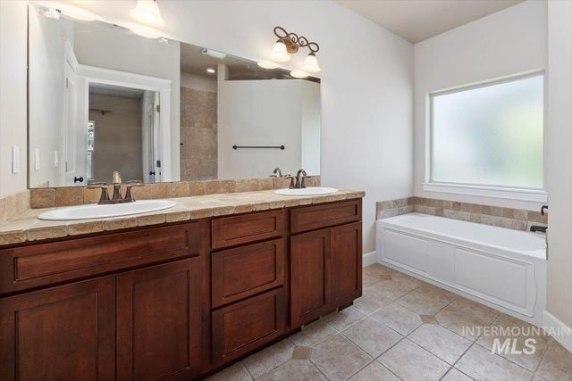 1625 Brookfield Court, Twin Falls, ID 83301