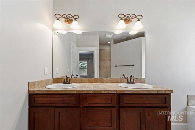 1625 Brookfield Court, Twin Falls, ID 83301