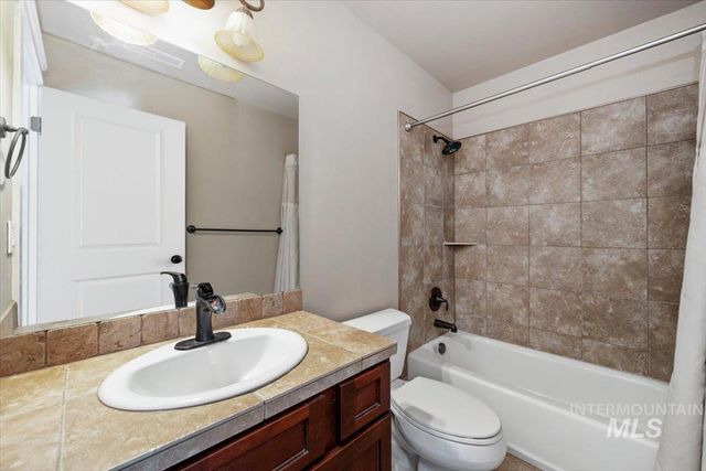 1625 Brookfield Court, Twin Falls, ID 83301