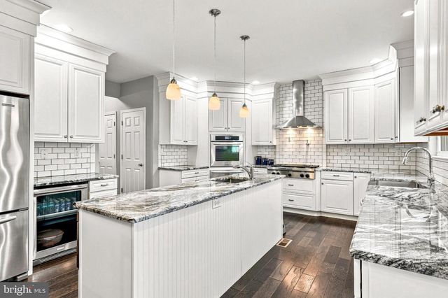 445 WATERFORDS EDGE CT, Atco, NJ 08004