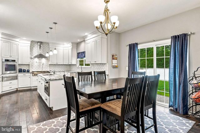 445 WATERFORDS EDGE CT, Atco, NJ 08004