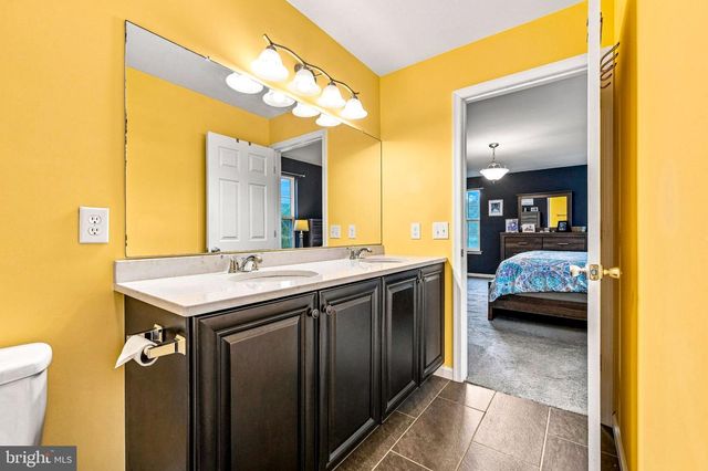 445 WATERFORDS EDGE CT, Atco, NJ 08004