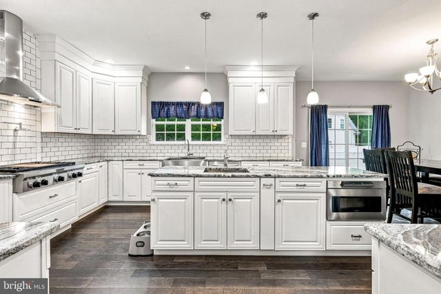 445 WATERFORDS EDGE CT, Atco, NJ 08004